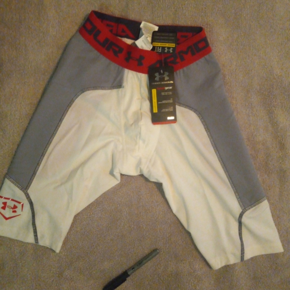 Men's Underarmer Heat Gear, Sliding compression shorts